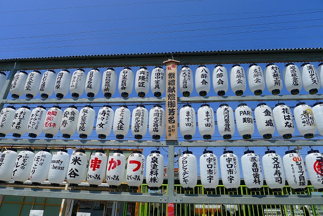 南海本線　春木駅の献灯台２