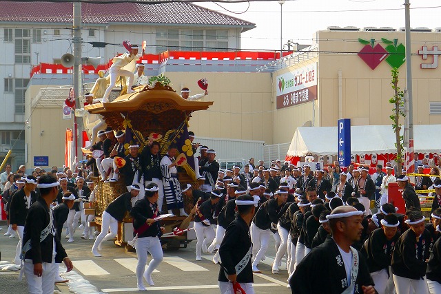 岸和田尾生町（おぶちょう）のやりまわし