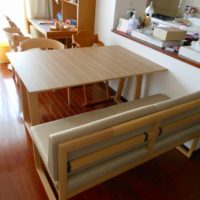 茨木市のT様にカリモク家具のダイニングテーブルセットをお届けしました。