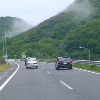 桐たんす納品前に出会えた私はラッキーです。カバ車と遭遇致しました。