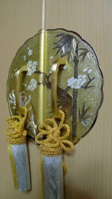 大阪泉州桐箪笥の胴丸和紙金具衣装箪笥の前飾り金具