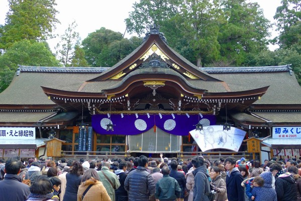 奈良　桜井市の大三輪神社様の本殿