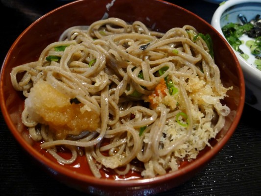 出雲の献上そば　羽根屋の山菜割子