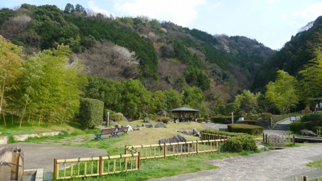 阪和自動車道下り岸和田サービスエリアの日本庭園　３