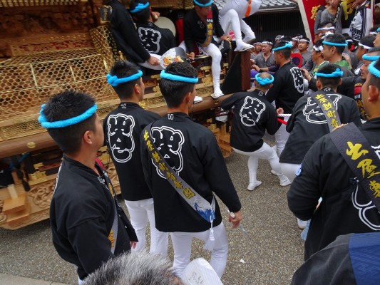 泉大津市出屋敷町のだんじりのかちあい