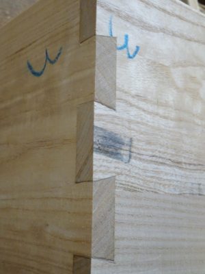 こだわりの桐の貴重品箱
