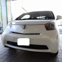 こだわりの桐たんすの社長のお車シリーズ　１１月のお車は、かわいいトヨタ iQのご紹介です。