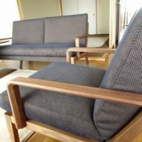 大阪府のH様に人気のカリモク家具ソファーなどをお届けいたしました。