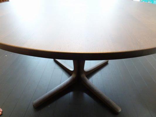 カリモク品番：テーブル DU4401K000