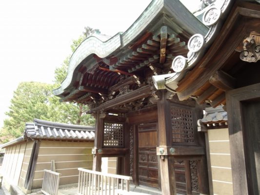 高台寺　勅使門