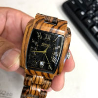 こだわりの桐タンスの社長ブログ　お気に入りの木の時計の電池交換を試してみました。