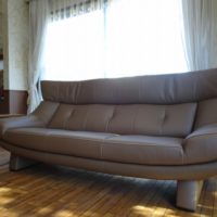 兵庫県のT様にカリモク家具オリジナルソファーをお届けいたしました。