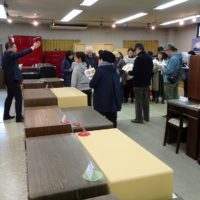 桐箪笥の社長ブログ　岸和田ブランドツアーで、岸和田の方々に本物の桐や桐箪笥の見分け方をお伝えしました。