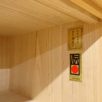 本年度も日本の本物の桐箪笥作りに励みます。