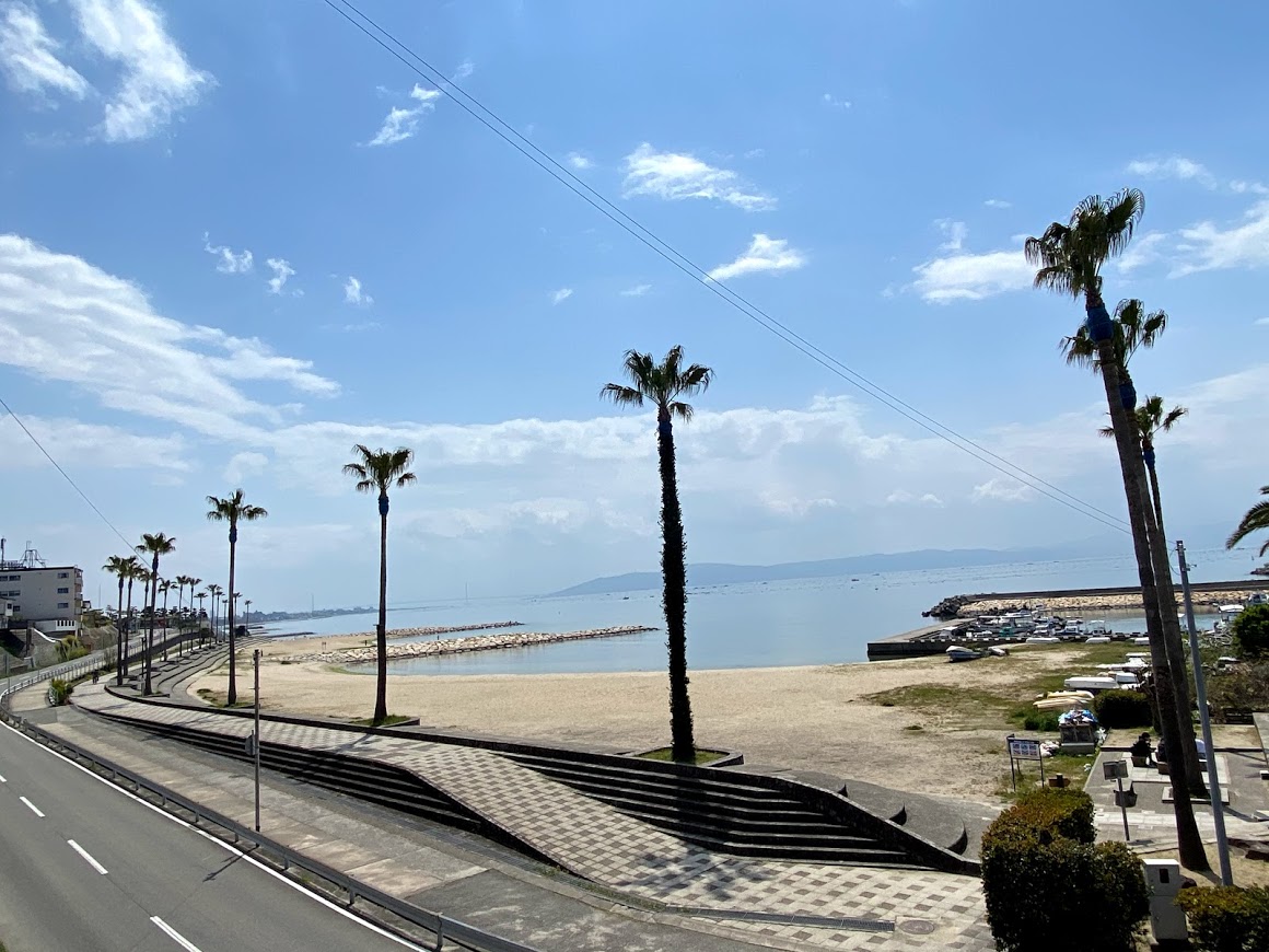 風光明媚な海岸線の景色