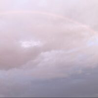 桐箪笥の社長ブログ　昨日の夕方　台風並みの雨が１５分ぐらい降り続けましたが　そのあと綺麗な虹がでました