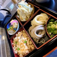 桐箪笥の社長ブログ　京都に行きました　また鶴喜そばのそば弁当を食べにきました