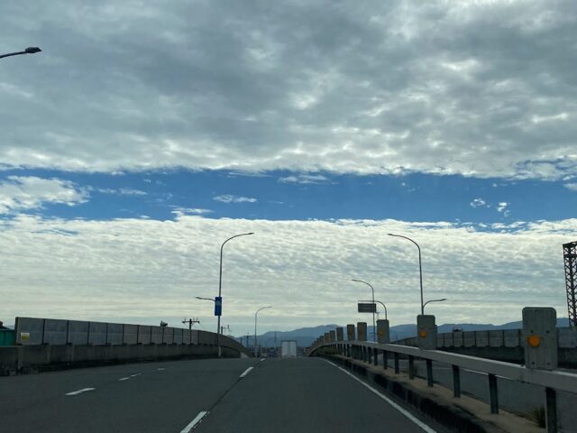山直磯ノ上線から綺麗な雲