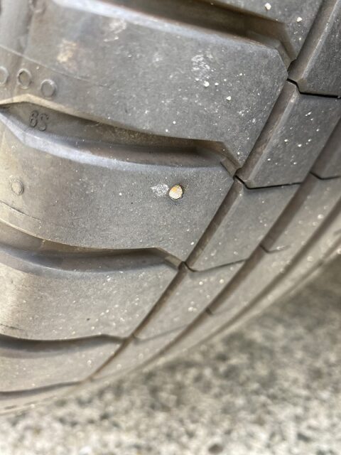 桐タンスの社長ブログ　自動車のタイヤの点検は、とても大切です。