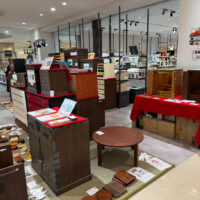 桐箪笥の社長ブログ　新宿高島屋店　１０階に是非お越しください。