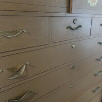 私がお嫁入りの時に持ってきた箪笥の取手の修理を対応していただけて、本当に嬉しいです。