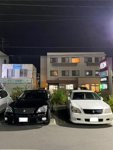 桐箪笥の社長ブログ　今では台数も少なくなってきたゼロクラウンとの出会いです。