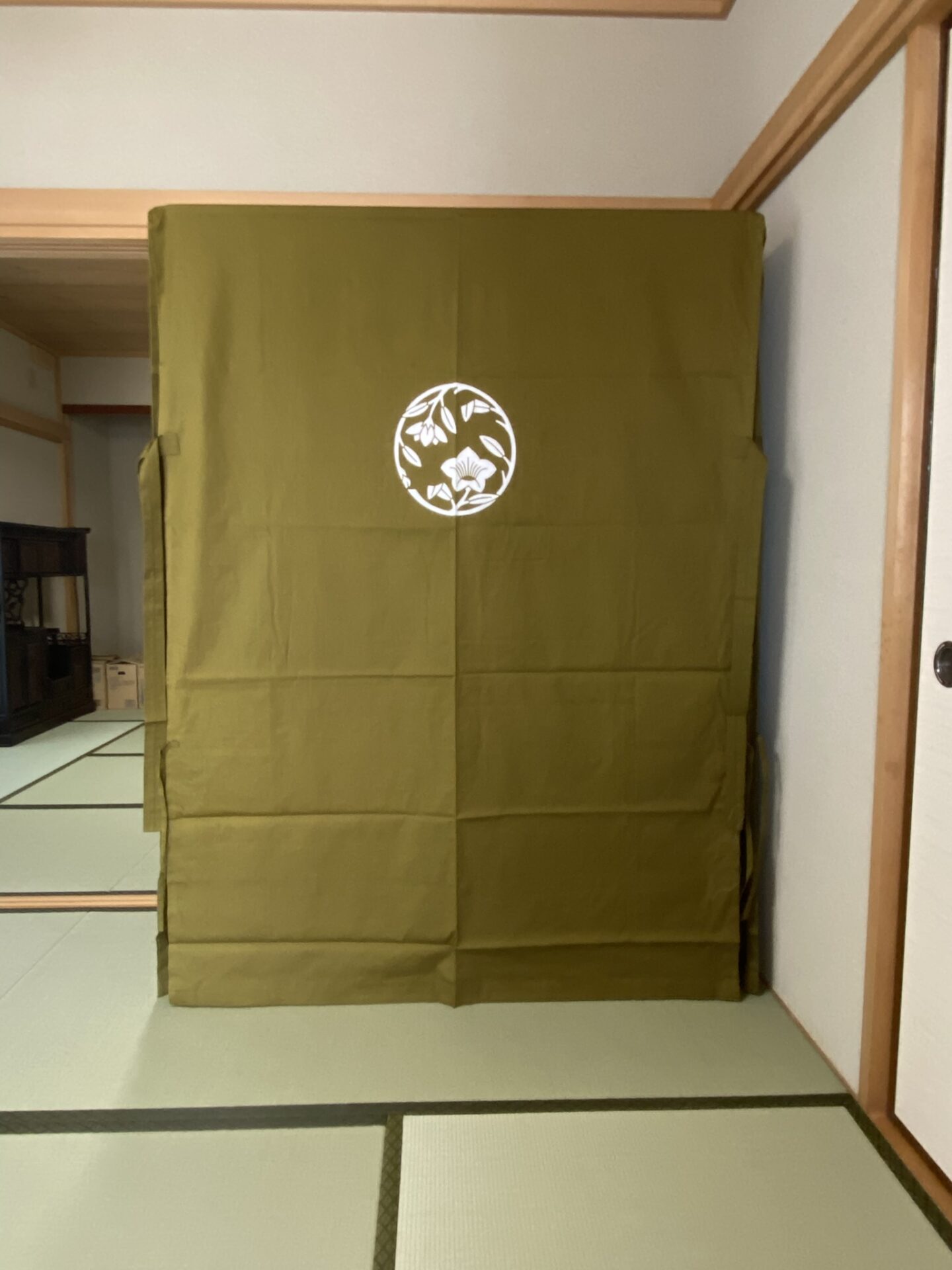 品質のいい日本製の桐たんす用のカバー（ゆたん）を作るのなら田中家具